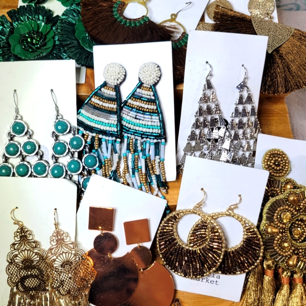 Acacia Market Pierced Earring Bundle NWT 10 Pairs Wholesale Costume Jewelry Lot